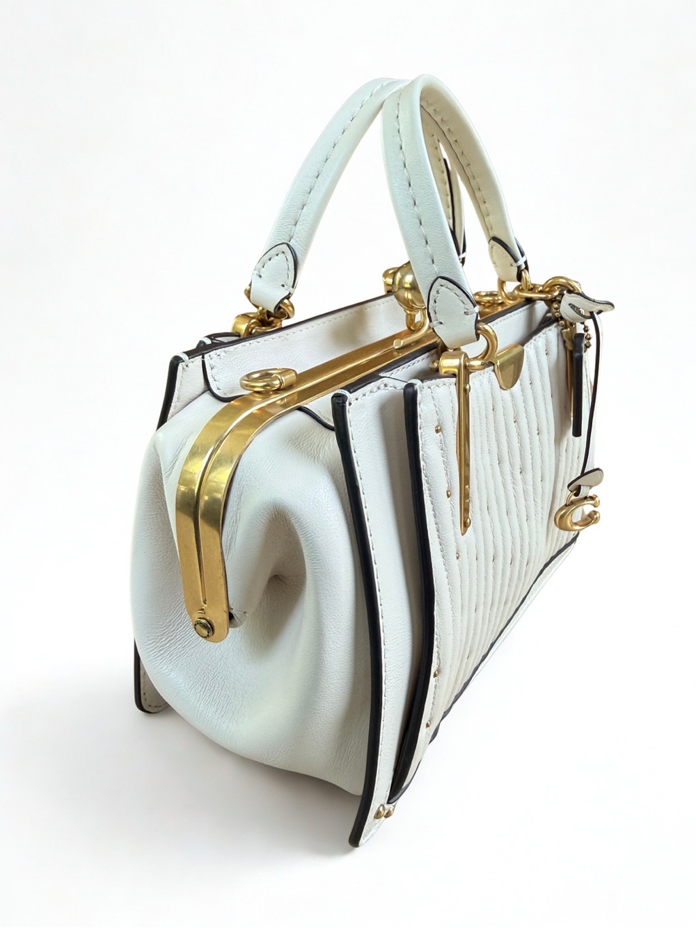 COACH 1941 Kisslock Dreamer 21 Quilted Leather Crossbody Satch Chalk + Dust Bag - Picture 8 of 13